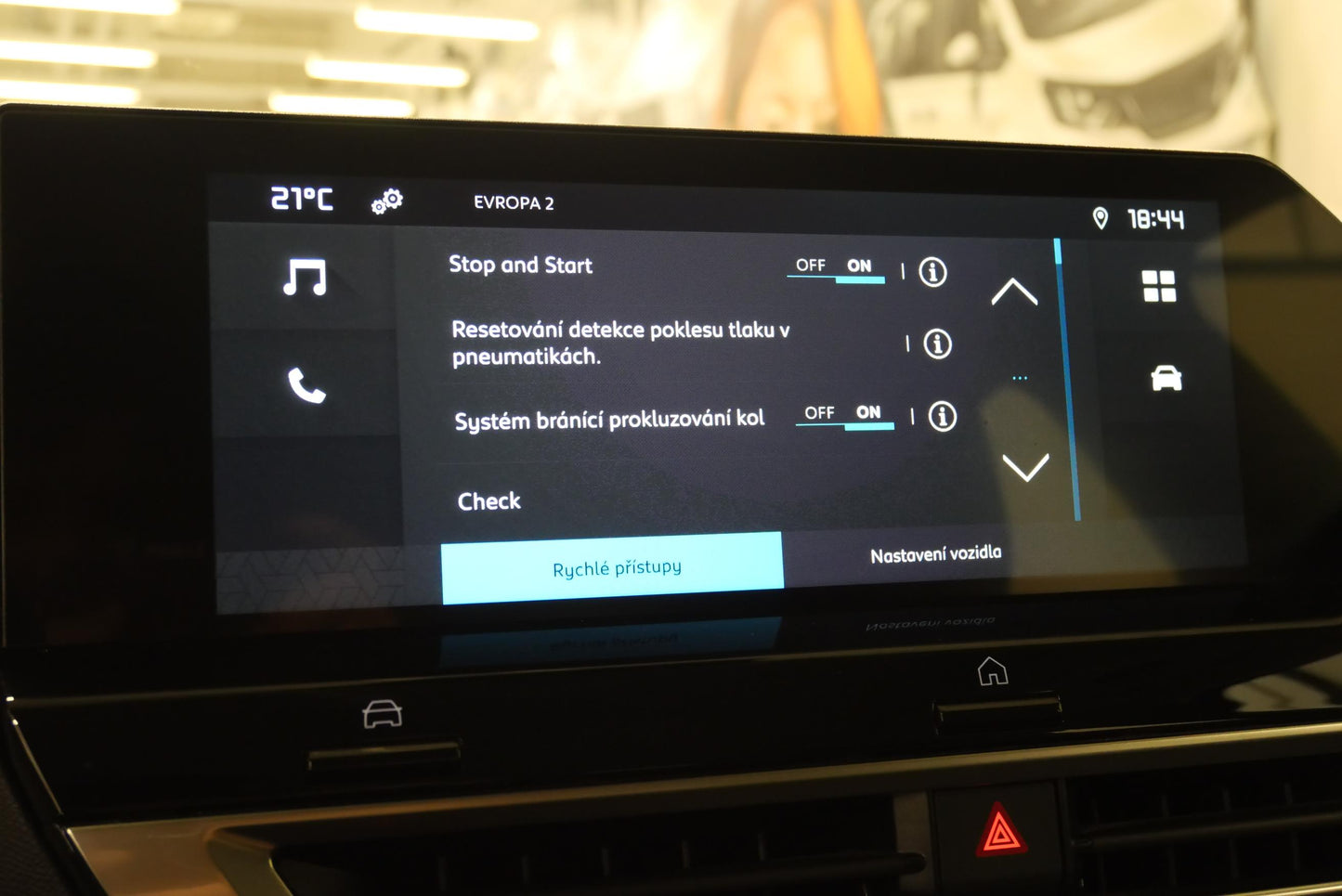 Citroën C4 1.2 PureTech 75 kW Live Pack