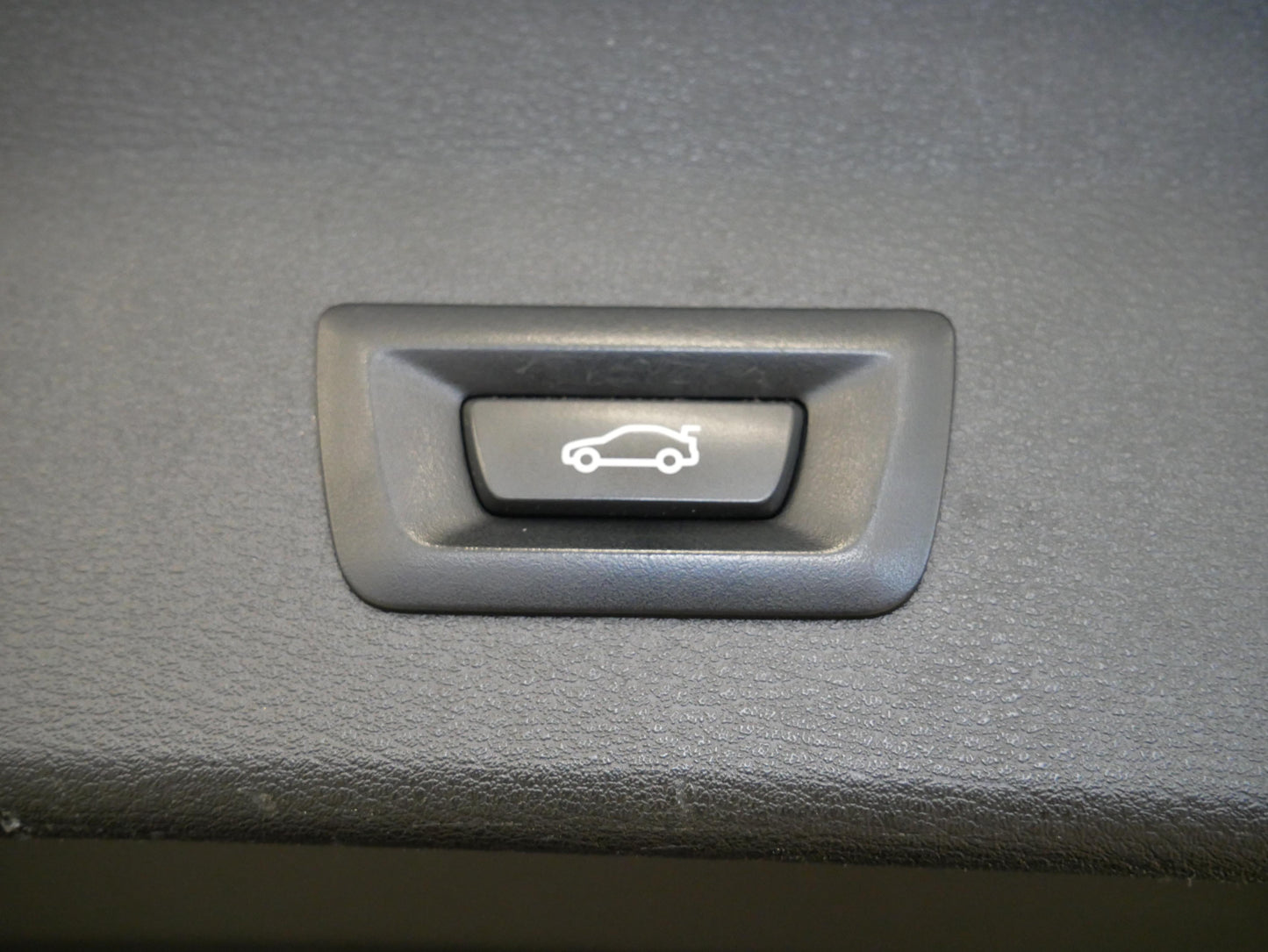 BMW X1 20i 141 kW sDrive Sport Line