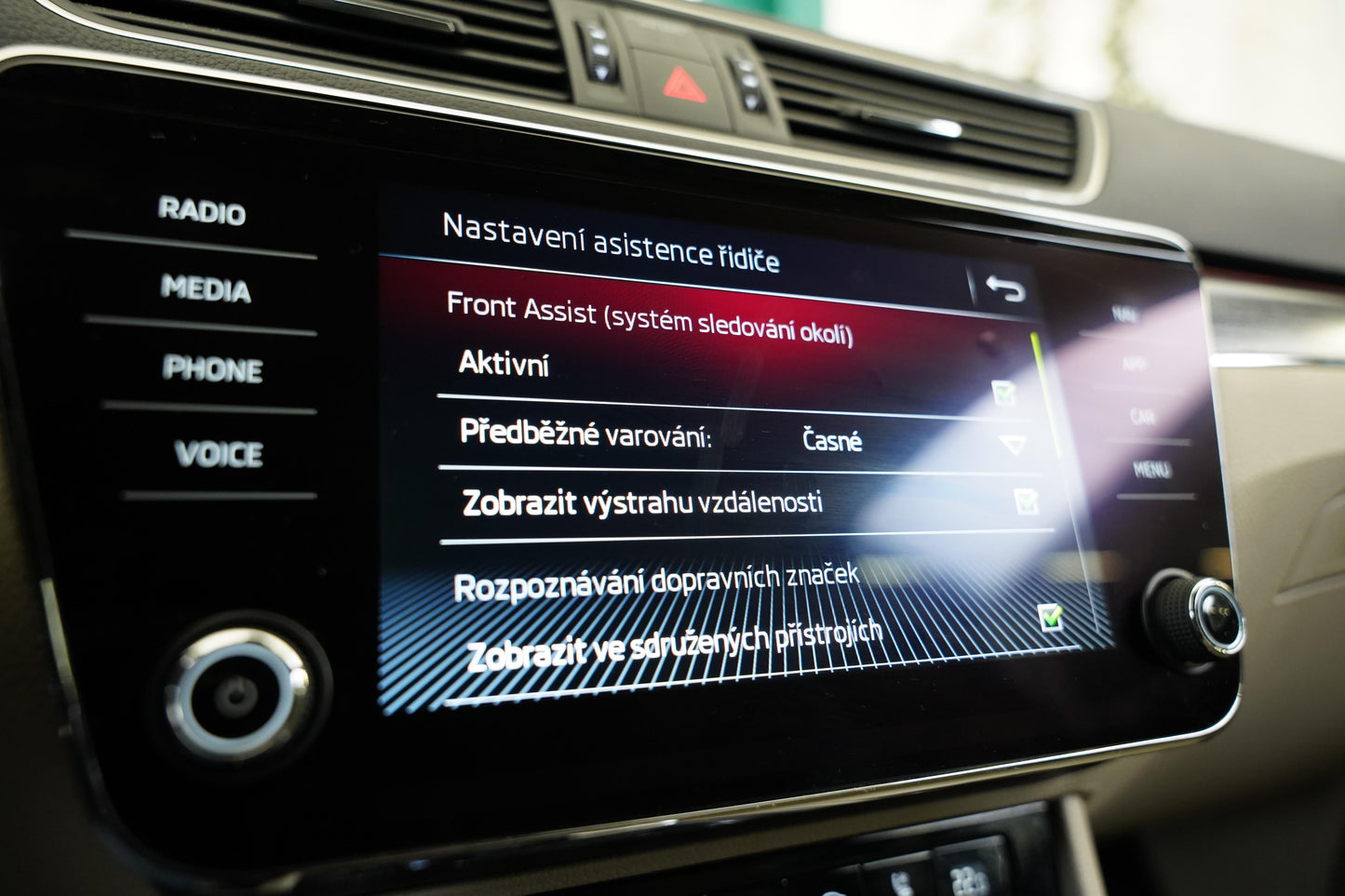 Škoda Superb 2.0 TDI 110 kW Style