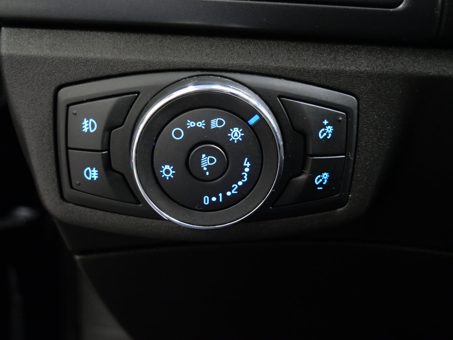 Ford Mondeo 2.0 TDCI 110 kW Trend