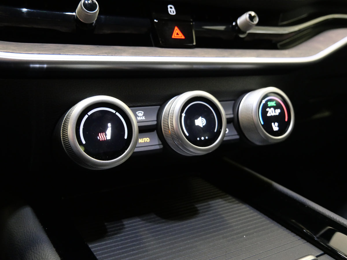 Škoda Superb 2.0 TDI 142 kW DSG 4x4 L&K – foto 19