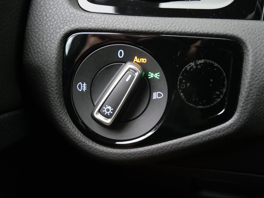 Volkswagen Golf 2.0 TSI 221 kW 4Motion "R" – foto 21
