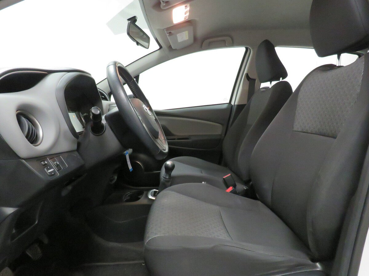 Toyota Yaris 1.0 VVT-i 51 kW Trend