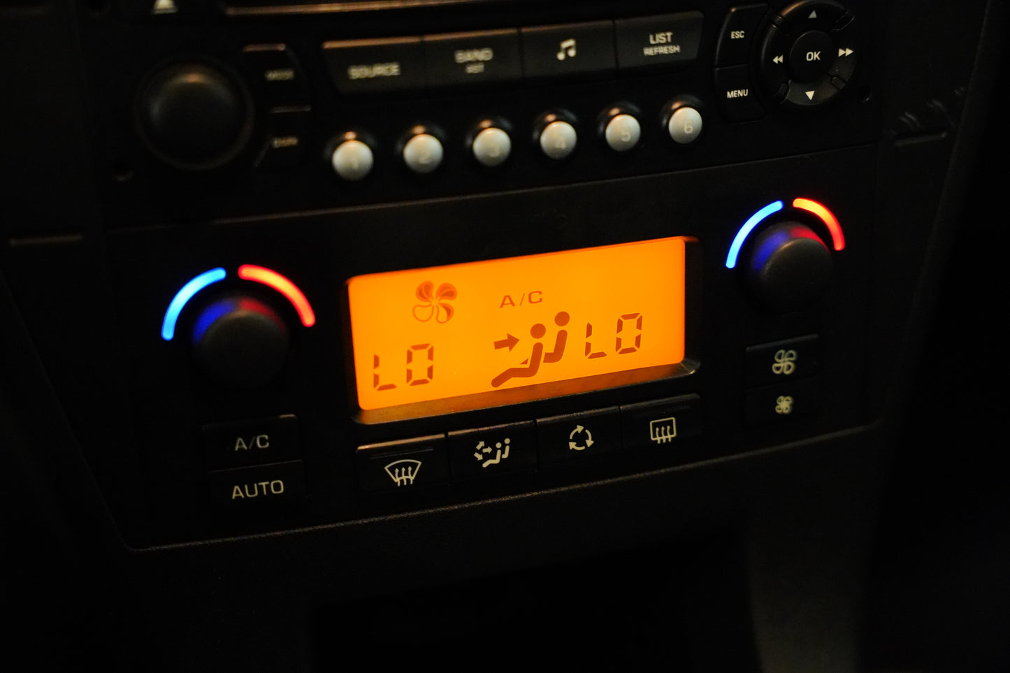 Citroën C4 1.4i 65 kw