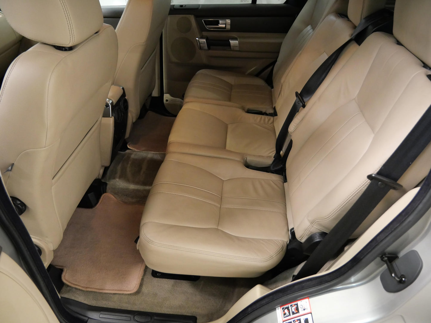 Land Rover Discovery 3.0 TDV6 SE 155 kW 4WD 7-míst