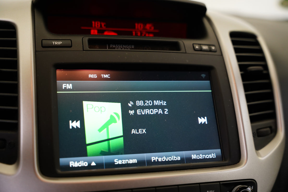 Kia Venga 1.6 i 92 kW CVVT UEFA Euro – foto 21