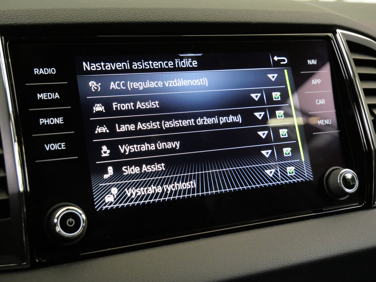 Škoda Karoq 1.5 TSI 110 kW Top Selection