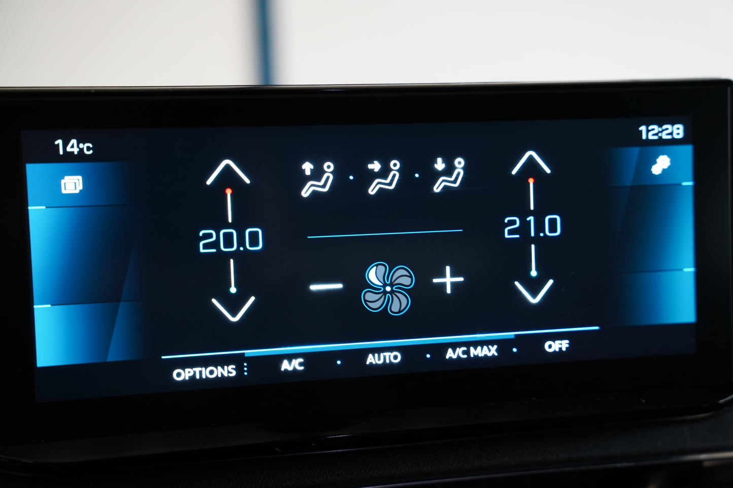 Peugeot 3008 1.2 PureTech 96 kW Allure Pack