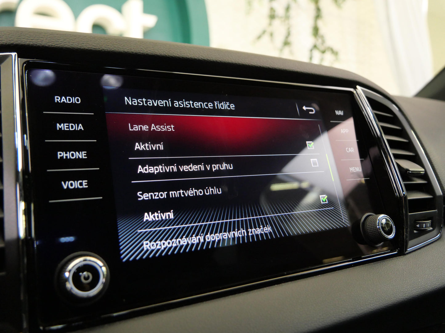 ŠKODA Karoq 1.5 TSI 110 kW Sportline