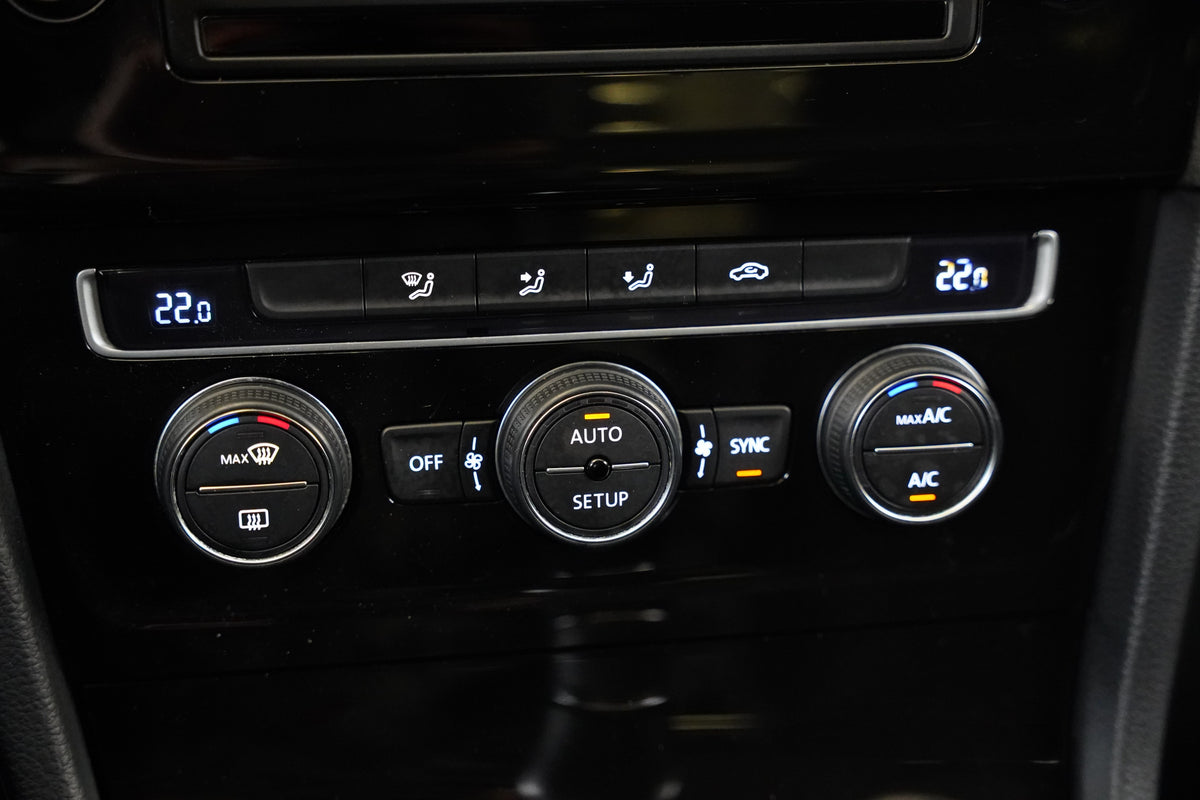 Volkswagen Golf 1.6 TDI 77 kW Highline – foto 21
