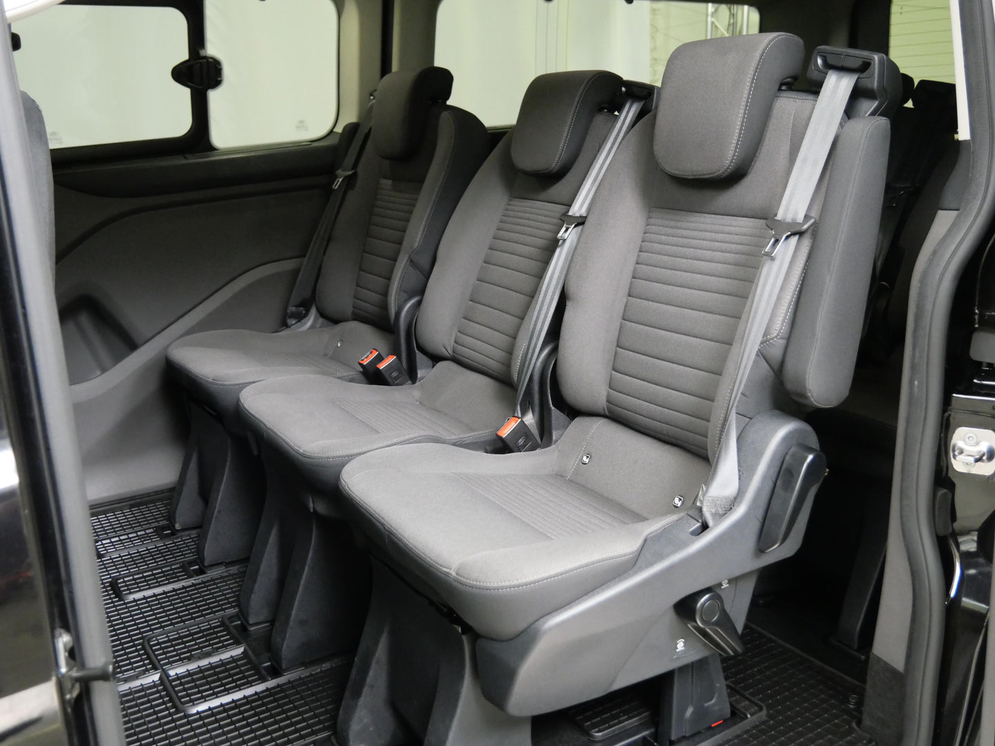 Ford Tourneo Custom 2.0 EcoBlue 110 kW Titanium L2