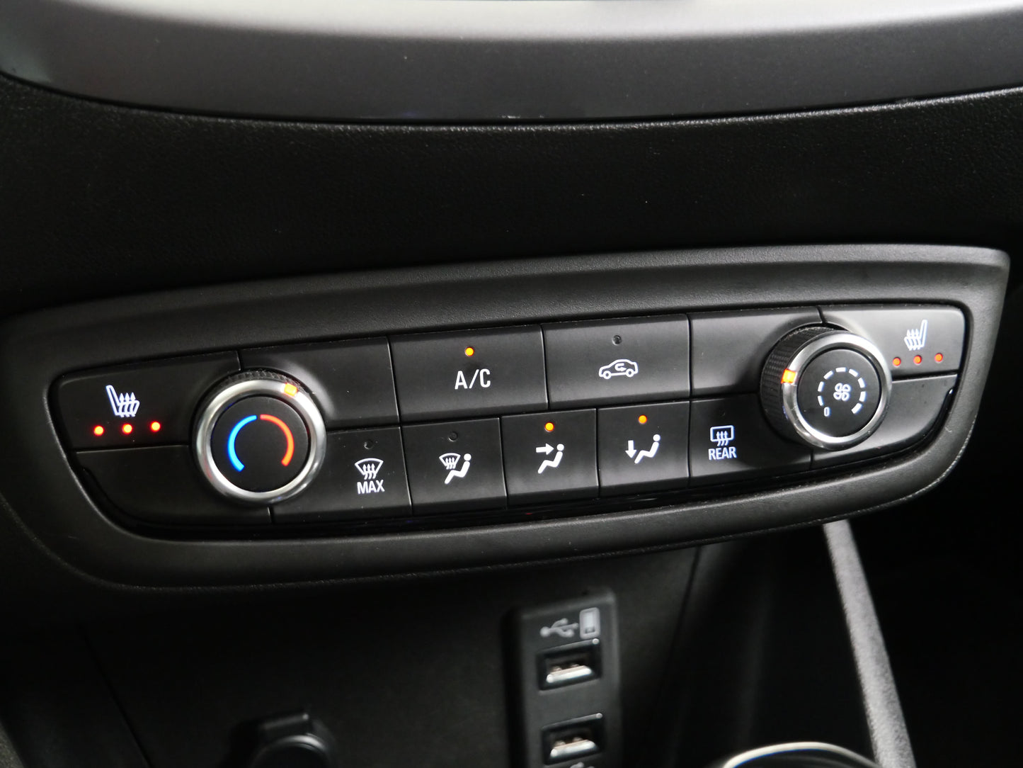 Opel Crossland X 1.2 i 96 kW Edition