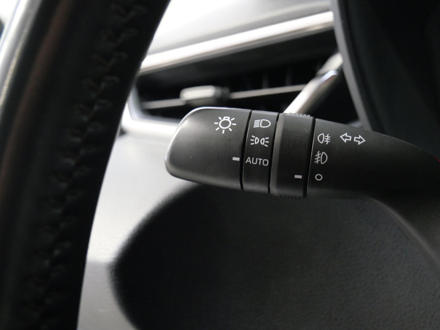 Toyota Corolla 1.8 Hybrid 72 kW Active