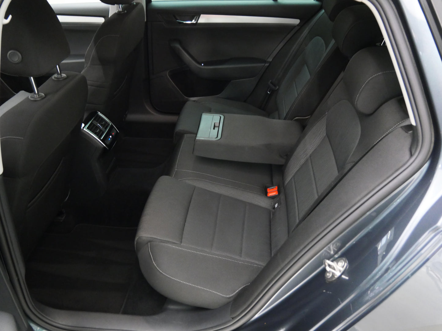 Škoda Superb 2.0 TDI 140 kW Ambition