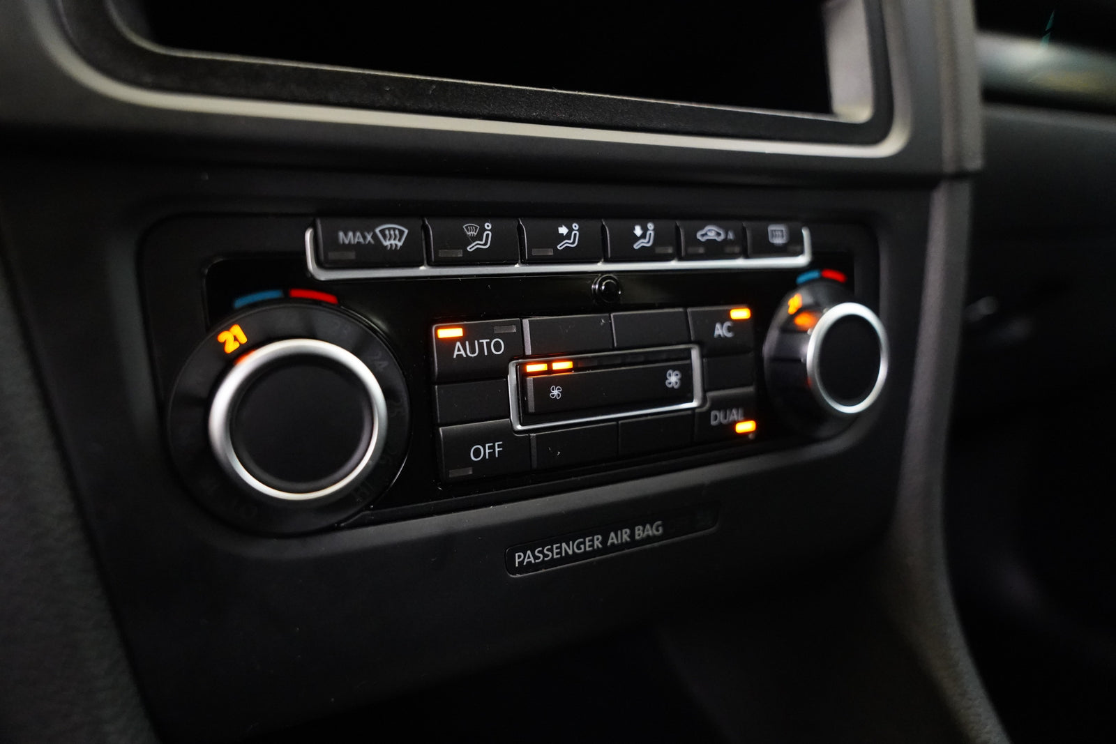 Volkswagen Golf 1.4 TSI 90 kW Comfortline – foto 7