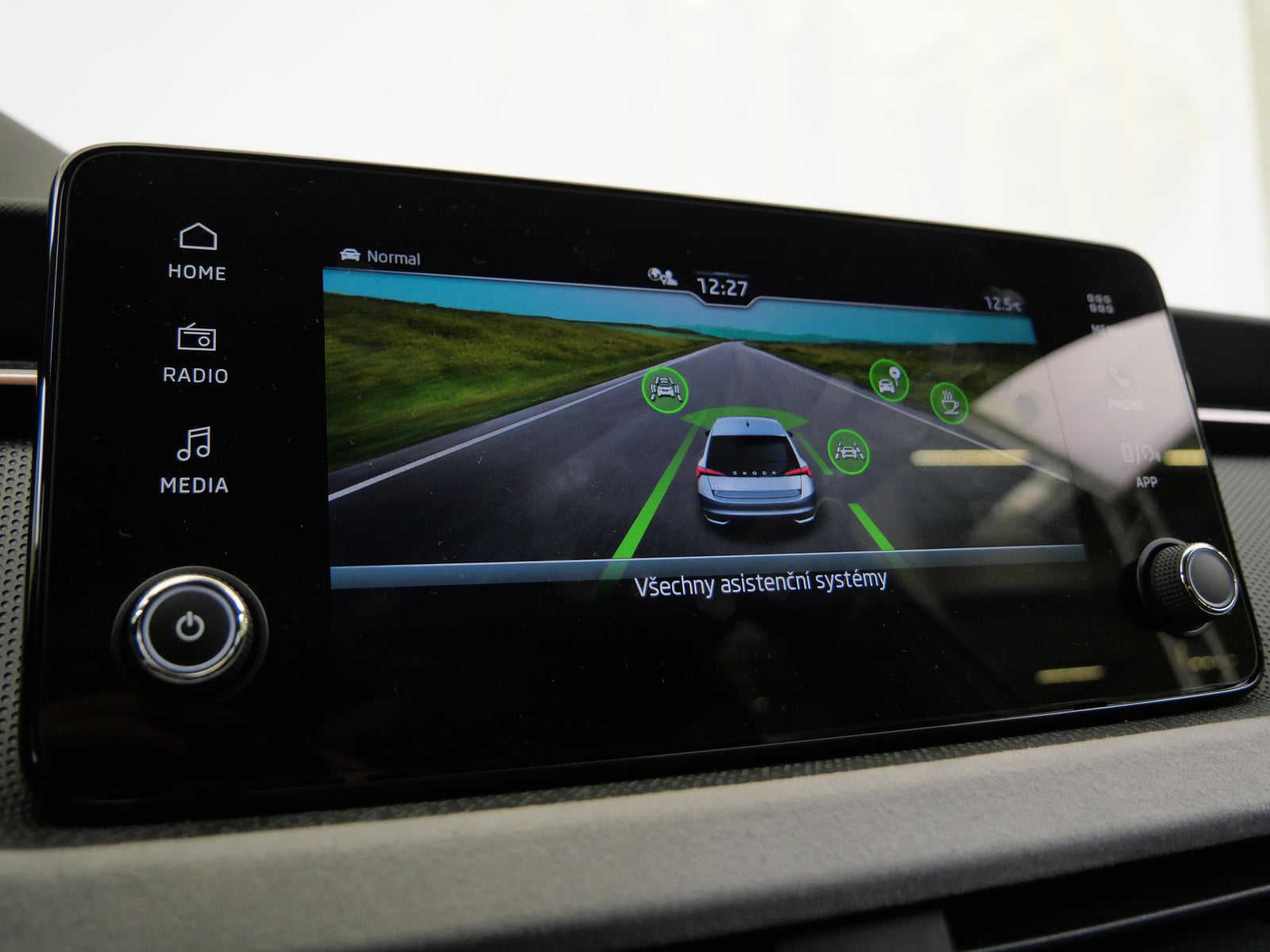 Škoda Scala 1.0 TSI 85kW DSG Top Selection – foto 21