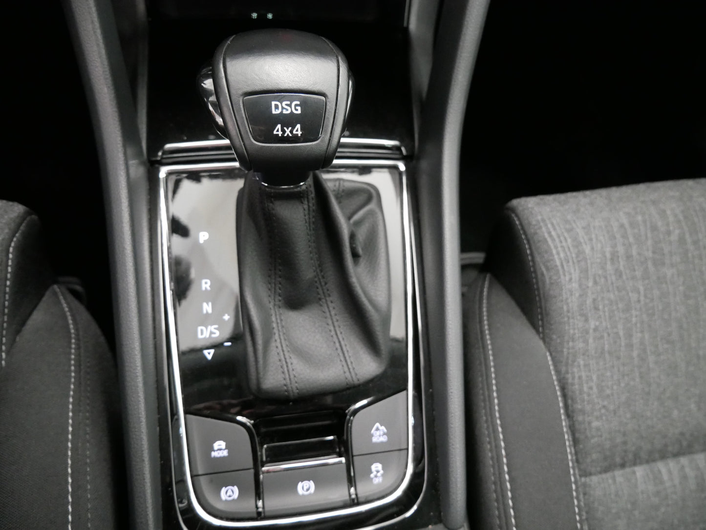 Škoda Karoq 2.0 TDI 110 kW Style 4x4