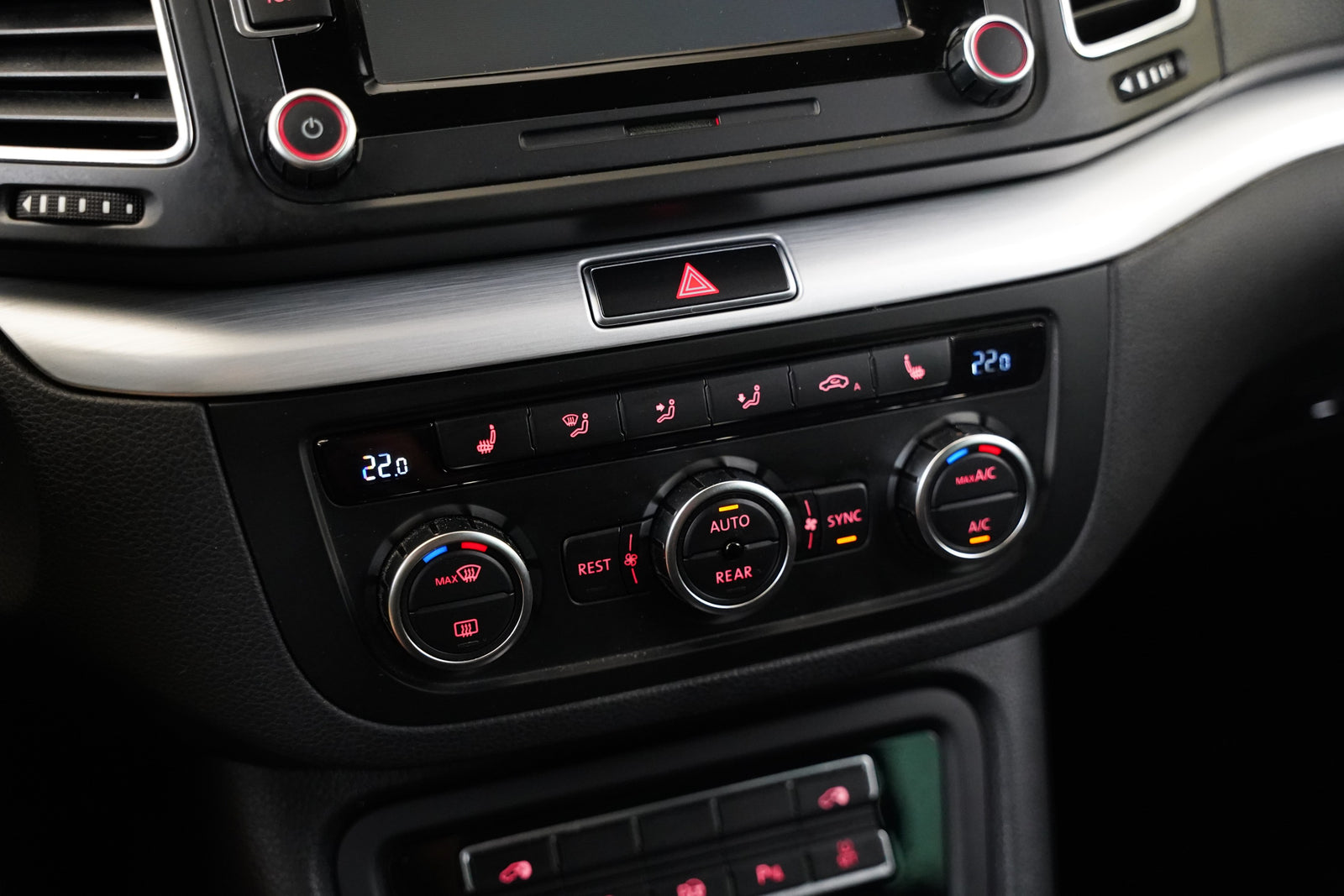 Volkswagen Sharan 2.0 TDI 130 kW DSG Cup – foto 21