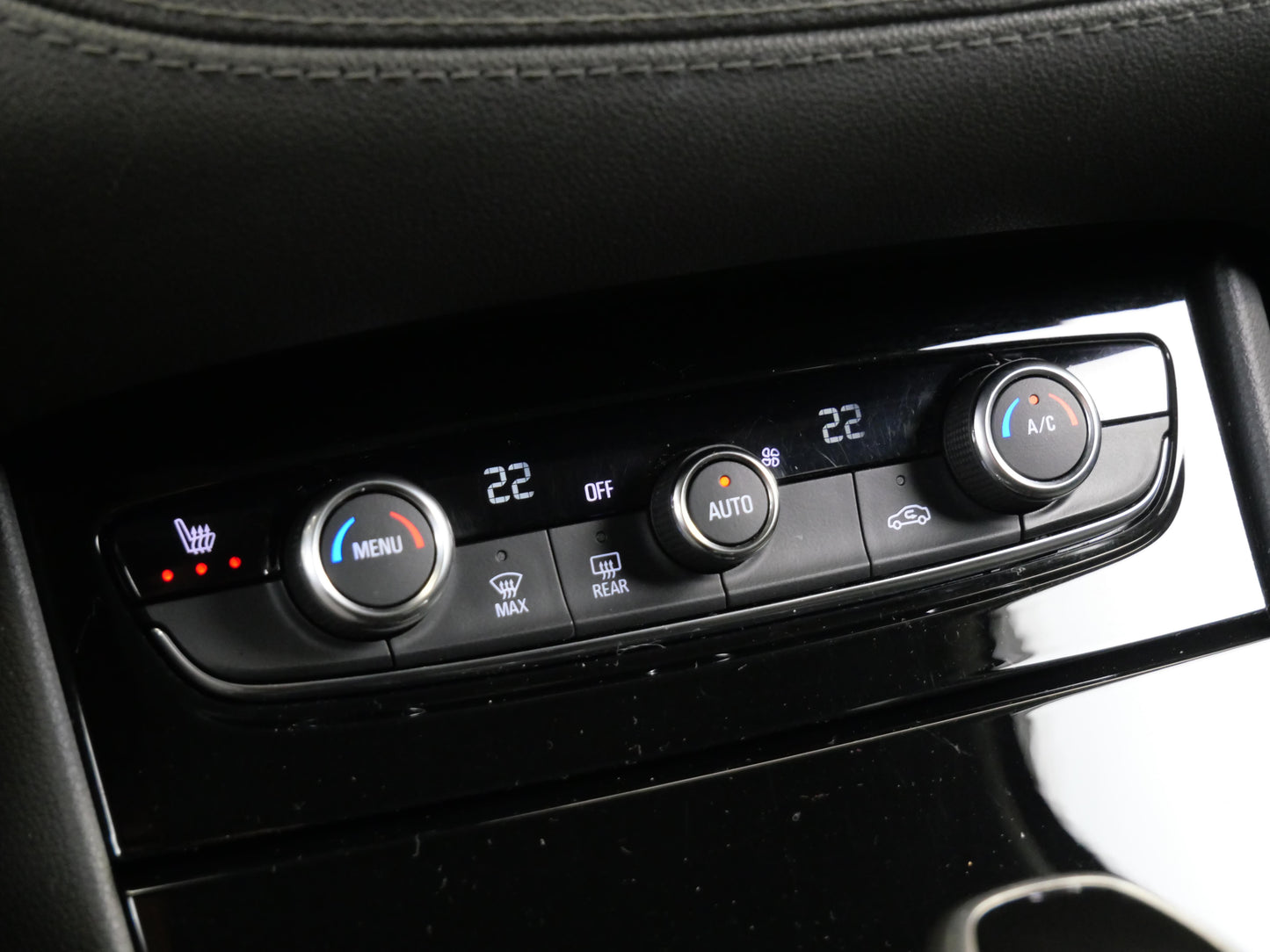 Opel Grandland X 1.2 i 96 kW Turbo Edition