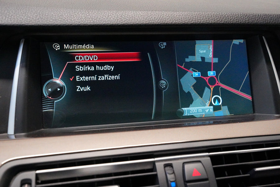 BMW Řada 5 530d 190 kW xDrive – foto 21