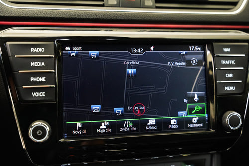 Škoda Superb 2.0 TDI 140 kW Laurin&Klement – foto 21