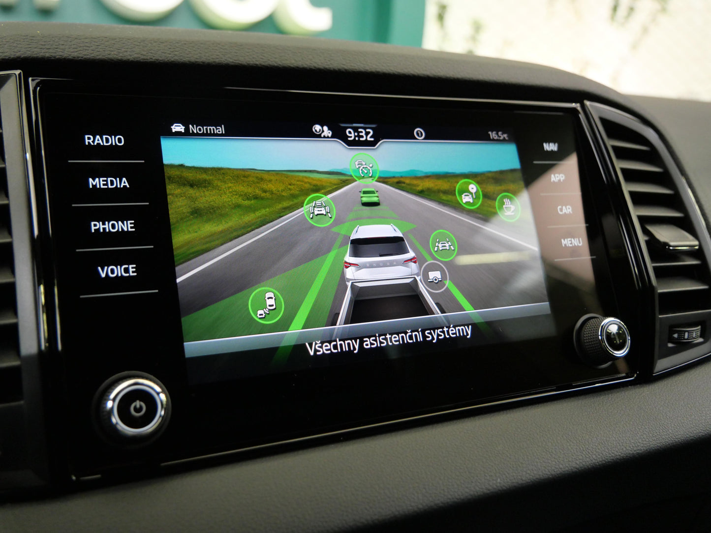 ŠKODA Karoq 1.5 TSI 110 kW DSG SportLine