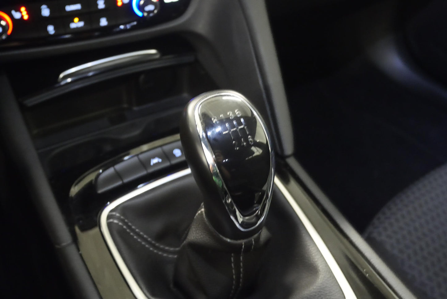 Opel Insignia 2.0 D 128 kW Business Edition