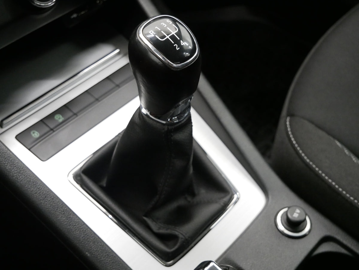 Škoda Octavia 1.6 TDI 85 kW Ambition Plus – foto 22