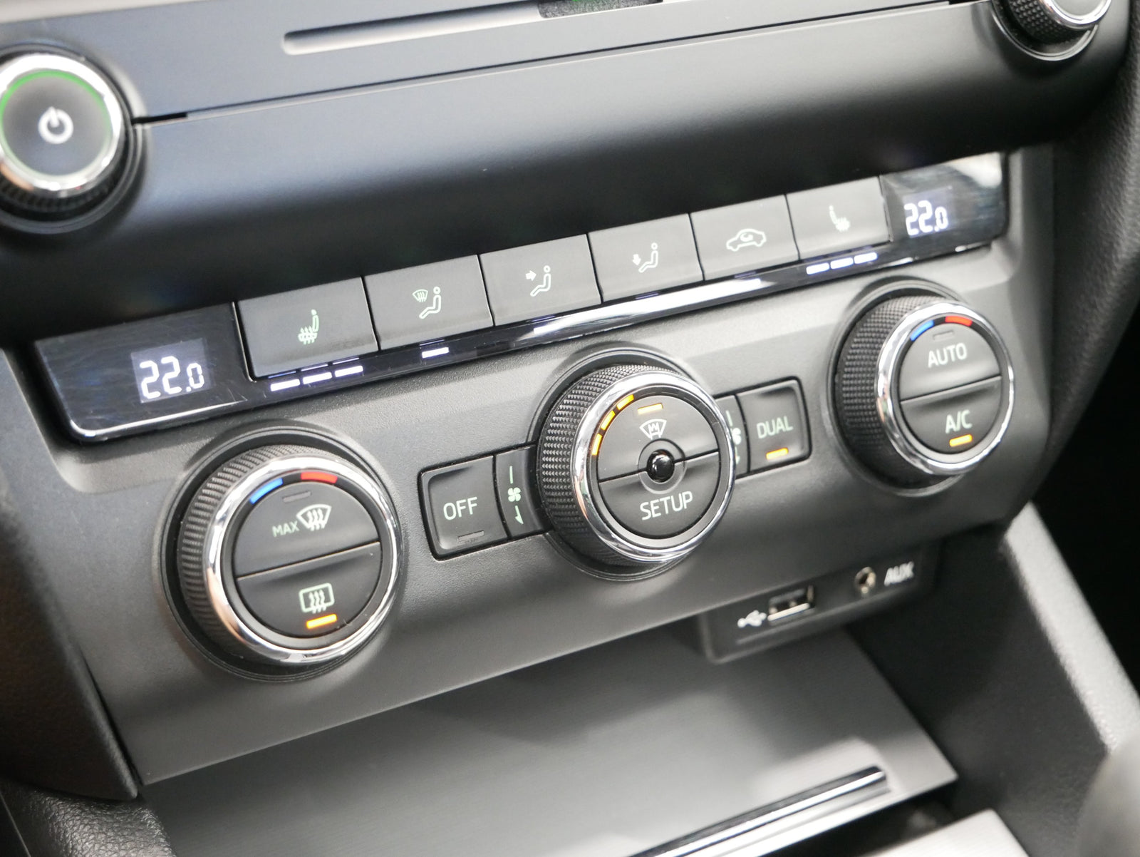 Škoda Octavia 2.0 TDI 110kW Elegance Plus – foto 22