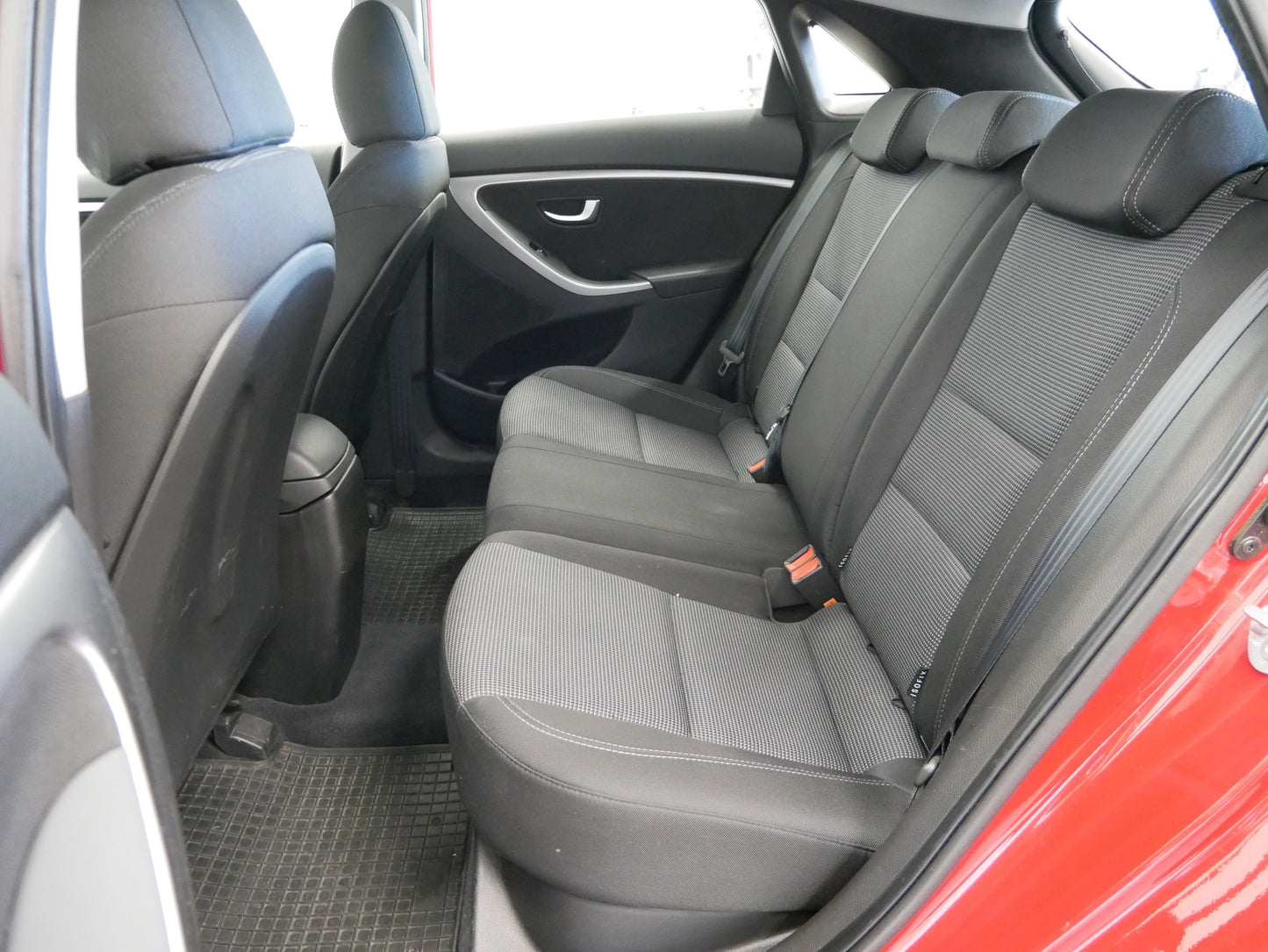Hyundai i30 1,4 CVVT 73kW TRIKOLOR PLUS