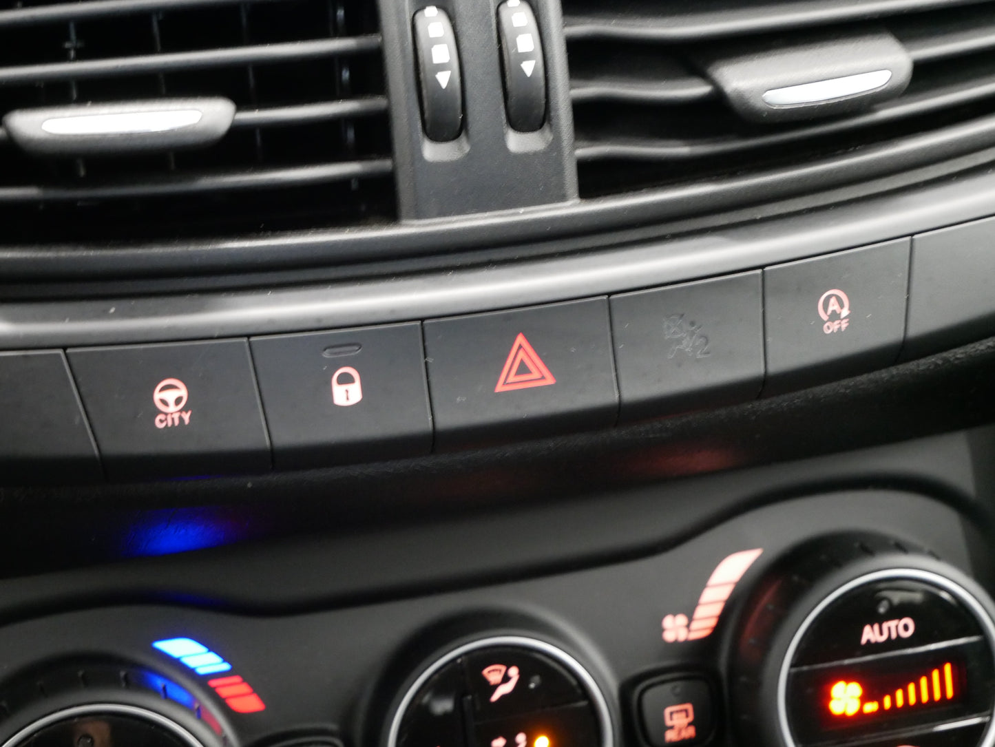 Fiat Tipo 1.4 Turbo 88 kW Lounge