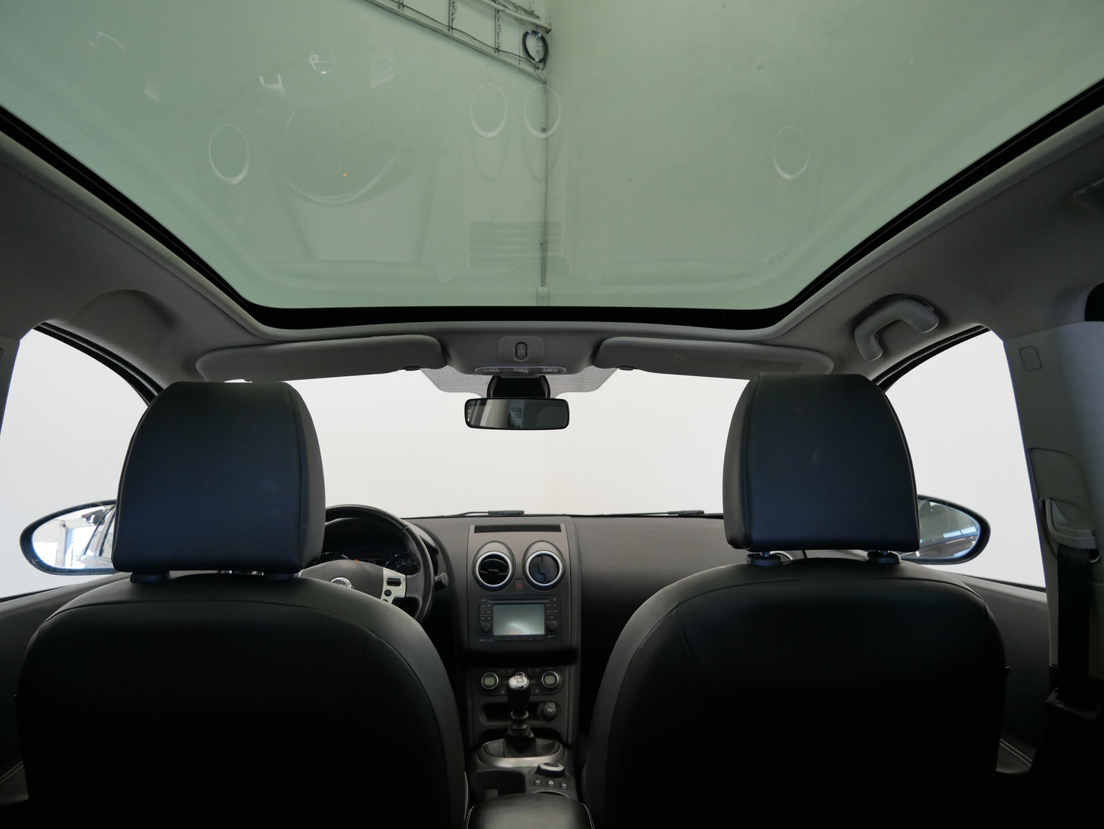 Nissan Qashqai 2.0 dCi 110 kW 4x4 Tekna – foto 22