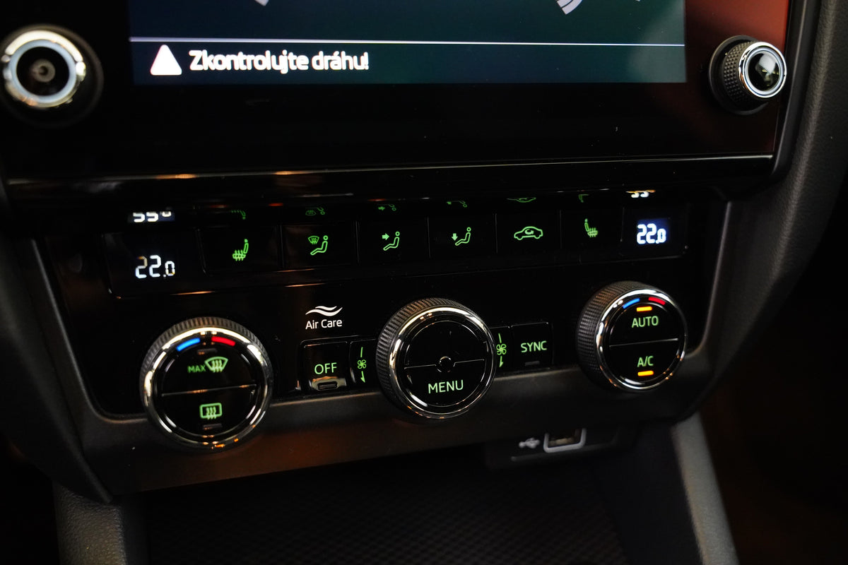 Škoda Octavia 2.0 TSI 180 kW RS 245