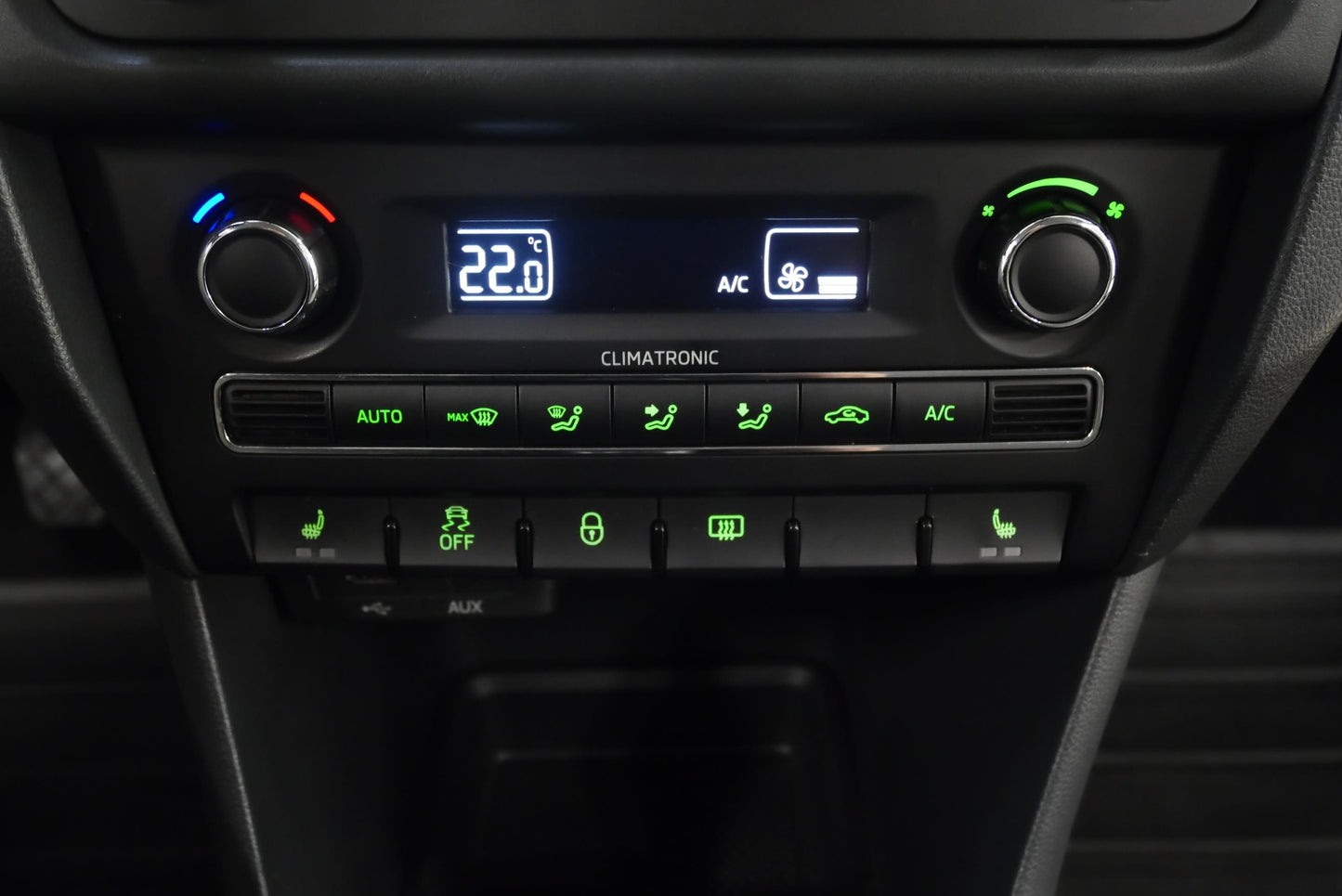 Škoda Rapid 1.6 TDI 77 kW Elegance Extra+