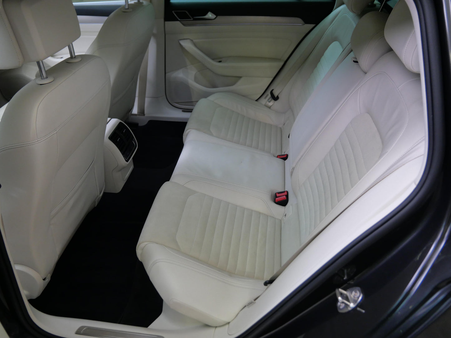Volkswagen Passat 2.0 TDI 140 kW DSG Highline