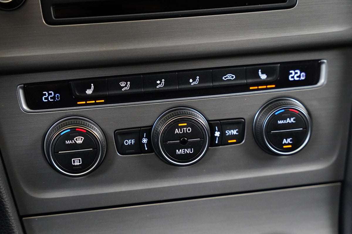 Volkswagen Golf 2.0 TDI 110 kW Comfortline – foto 22