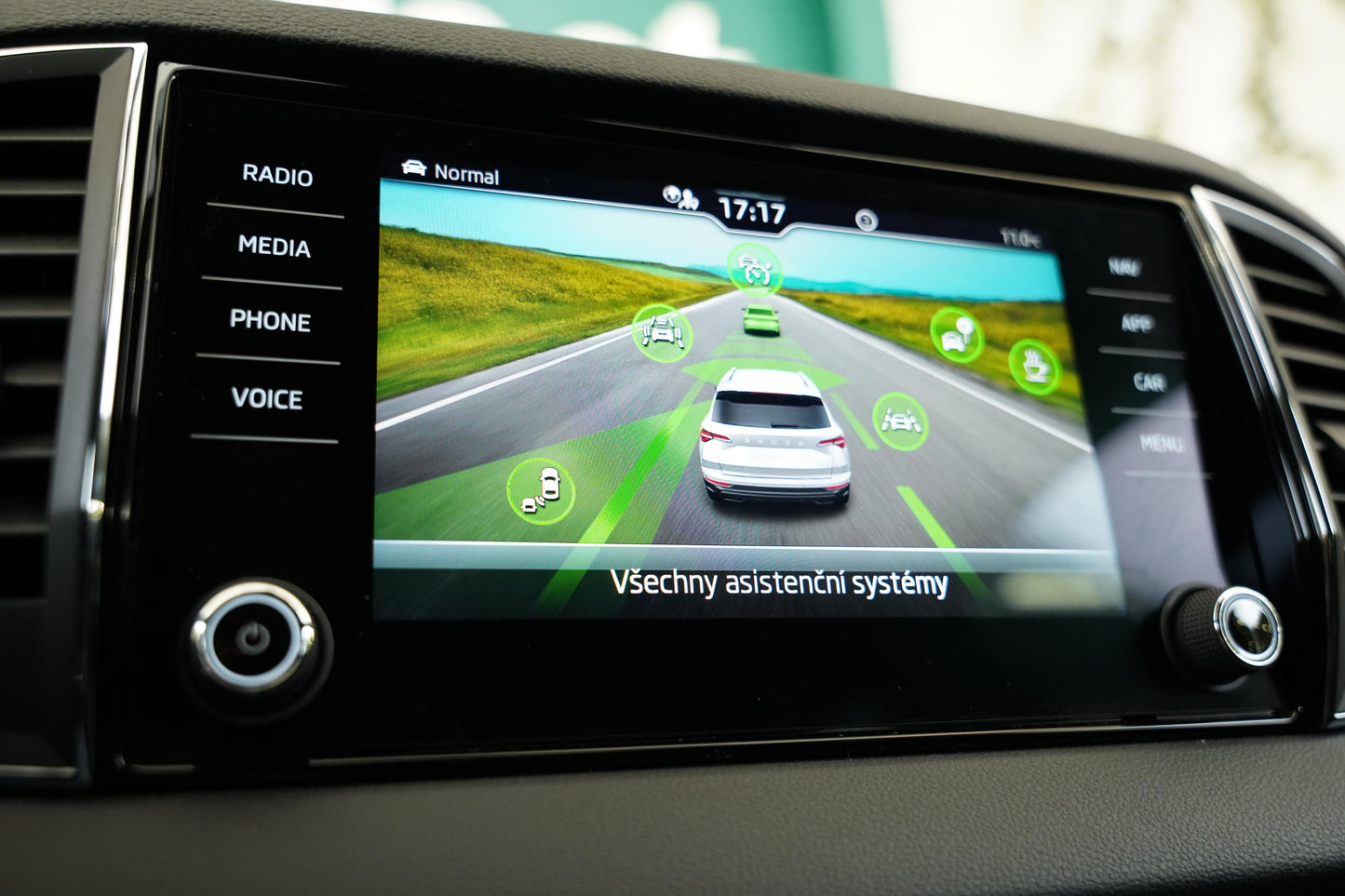 Škoda Karoq 1.5 TSI 110 kW Top Selection