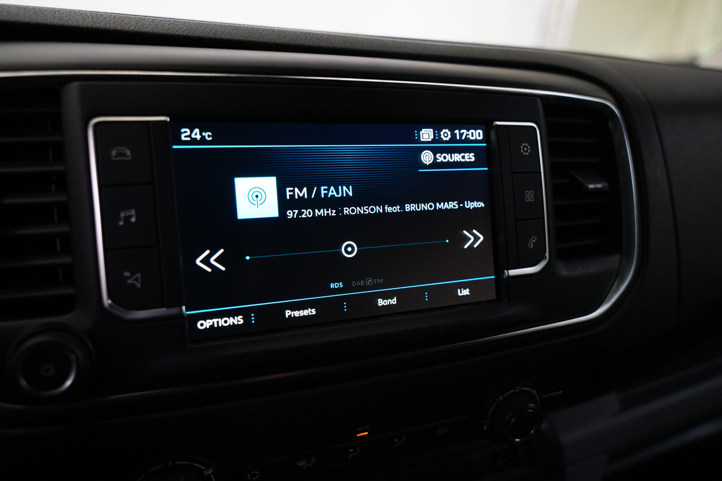 Peugeot Expert 2.0 HDi 110 kW Premium TwinCab