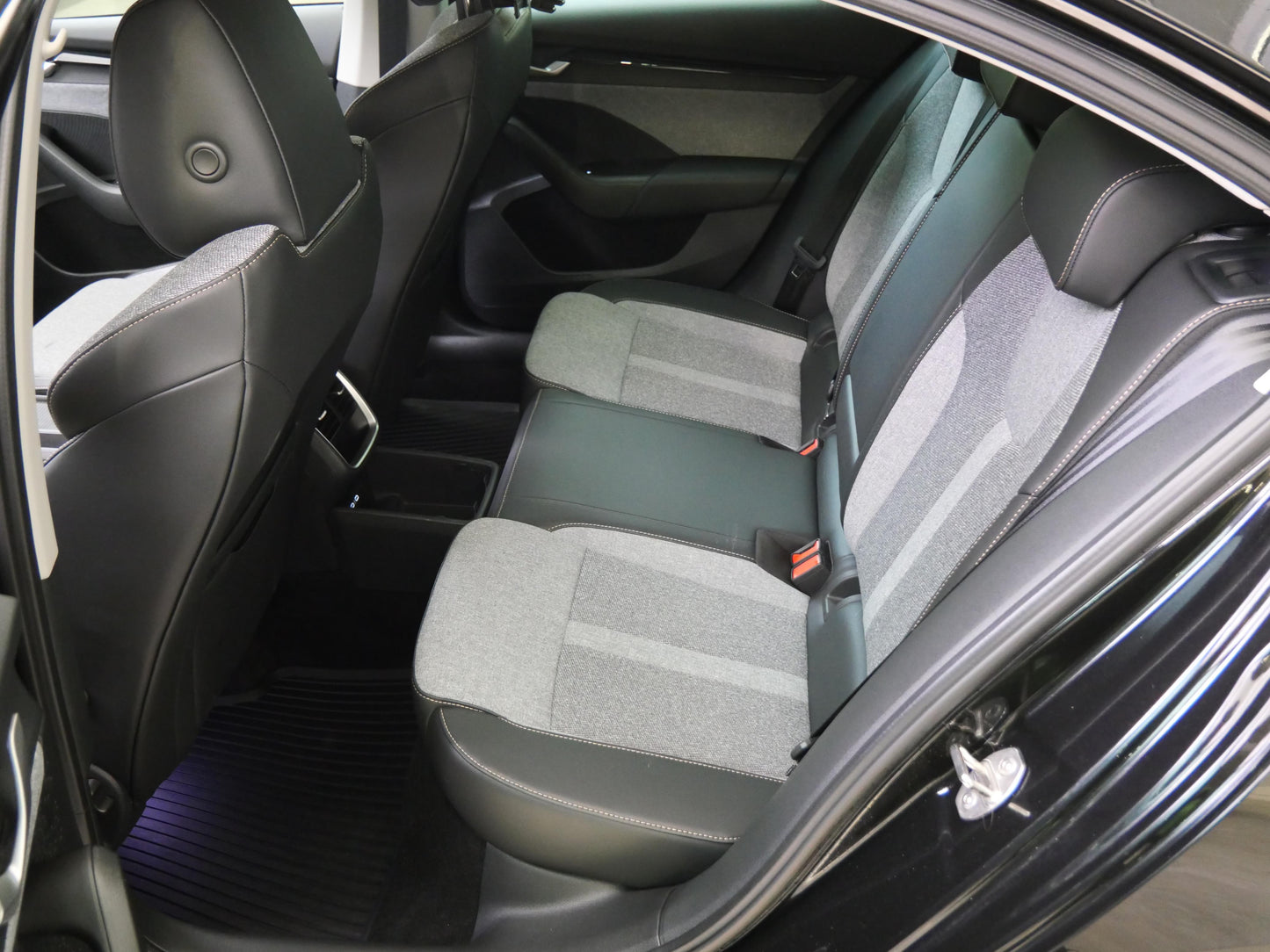 Škoda Octavia 1.5 eTSI 110 kW Top Selection
