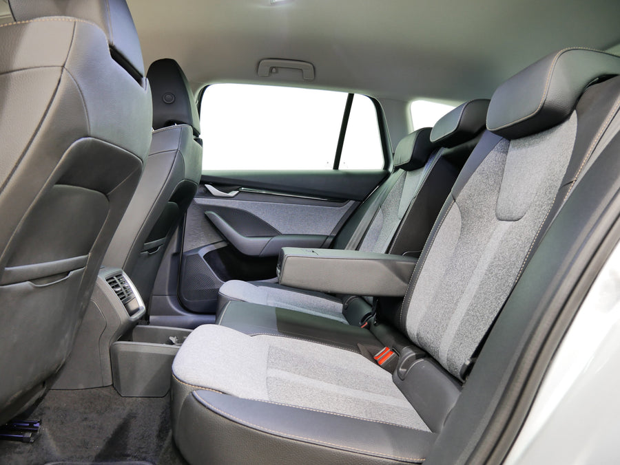 Škoda Octavia 2.0 TDI 110 kW  Selection – foto 22