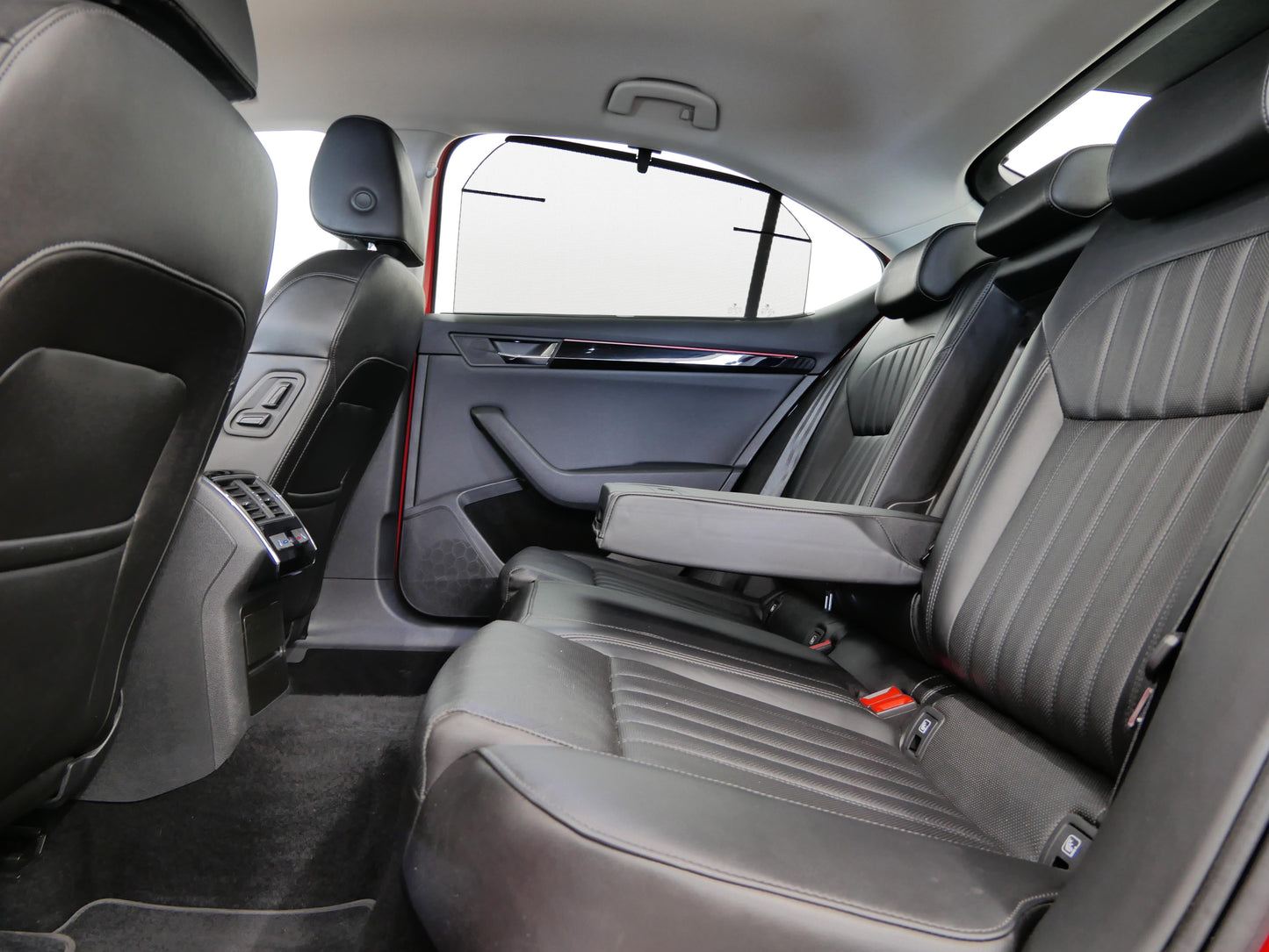 Škoda Superb 2.0 TDI 110 kW 4x4 L&K