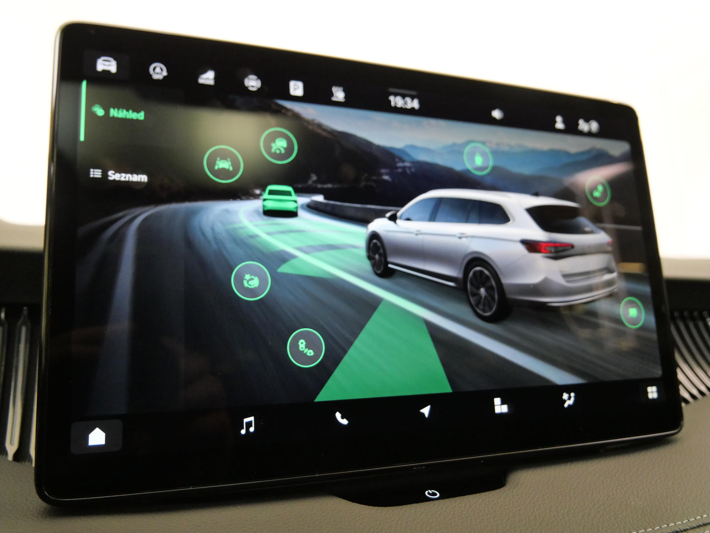 Škoda Superb 2.0 TSI 195 kW DSG 4x4 L&K