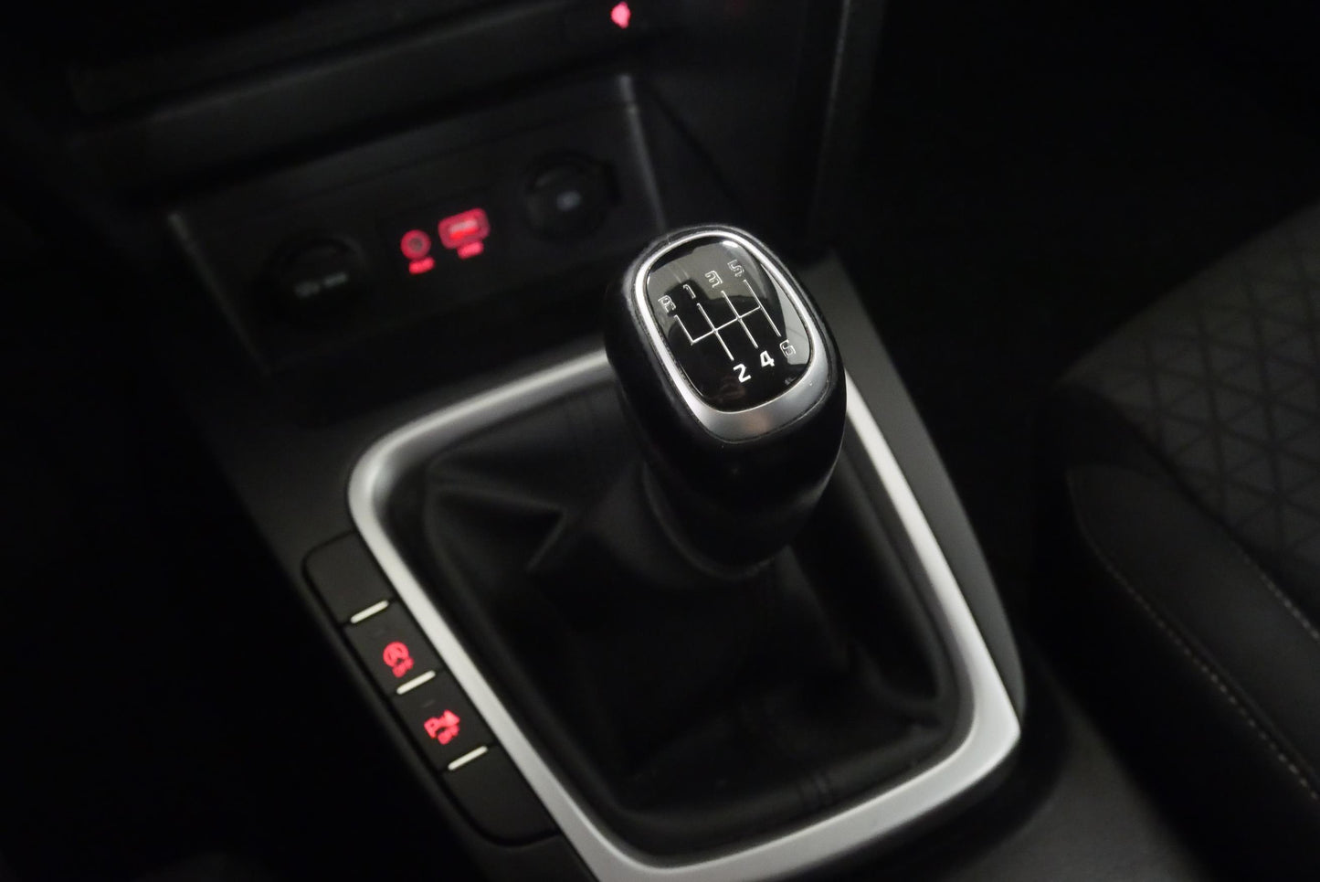 Kia Ceed 1.4 T-GDI 103 kW Exclusive