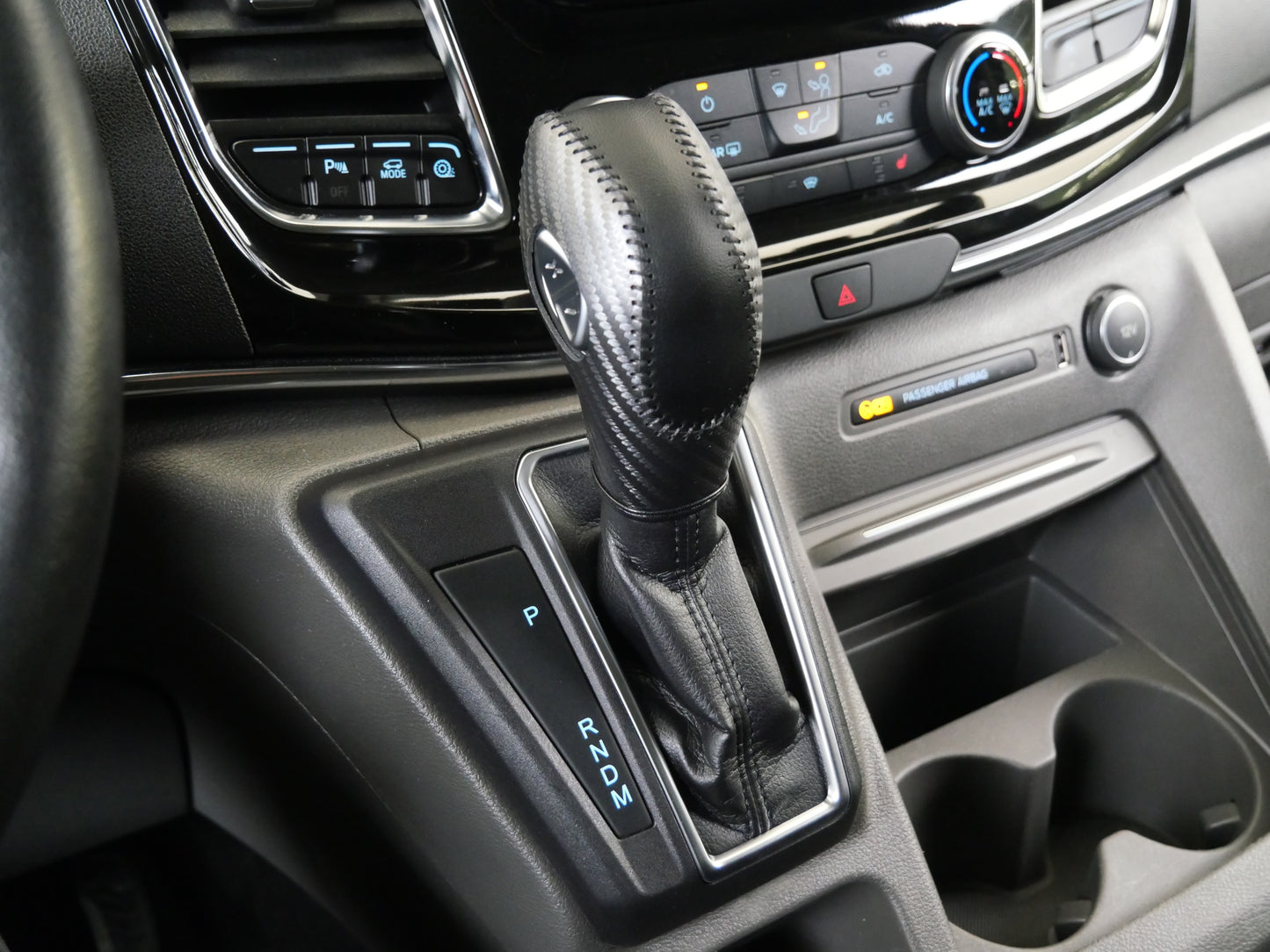 Ford Tourneo Custom 2.0 EcoBlue 96 kW Titanium L1