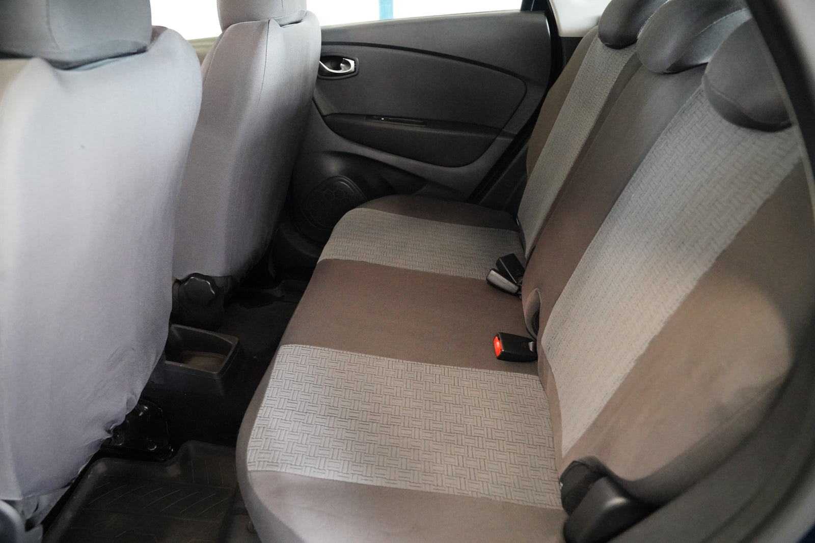 Renault Captur 0.9 Tce 66 kW Limited – foto 22