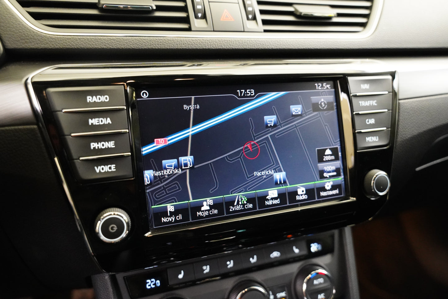 Škoda Superb 2.0 TDI 140 kW DSG Style