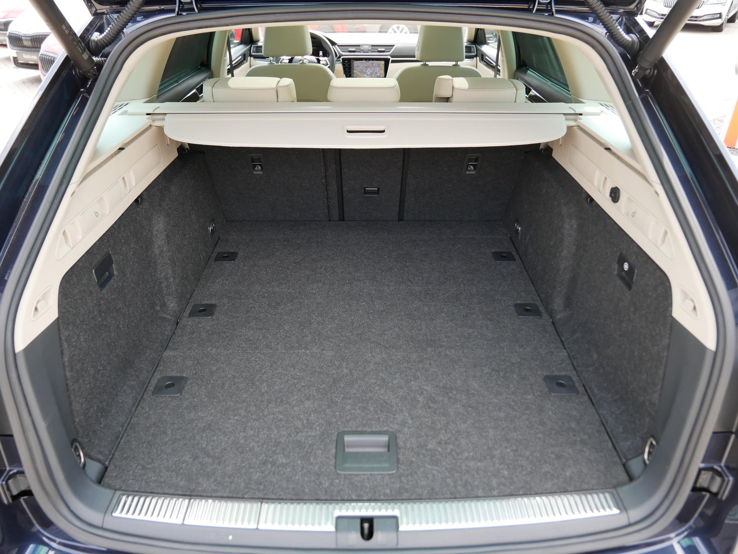 Škoda Superb 2.0 TSI 206 kW L&K