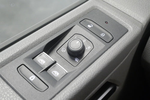 Volkswagen Caravelle 2.0 TDI 110 kW DSG Comfortline – foto 12