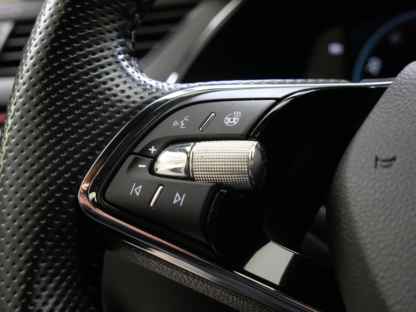 Škoda Superb 2.0 TSI 140 kW SportLine