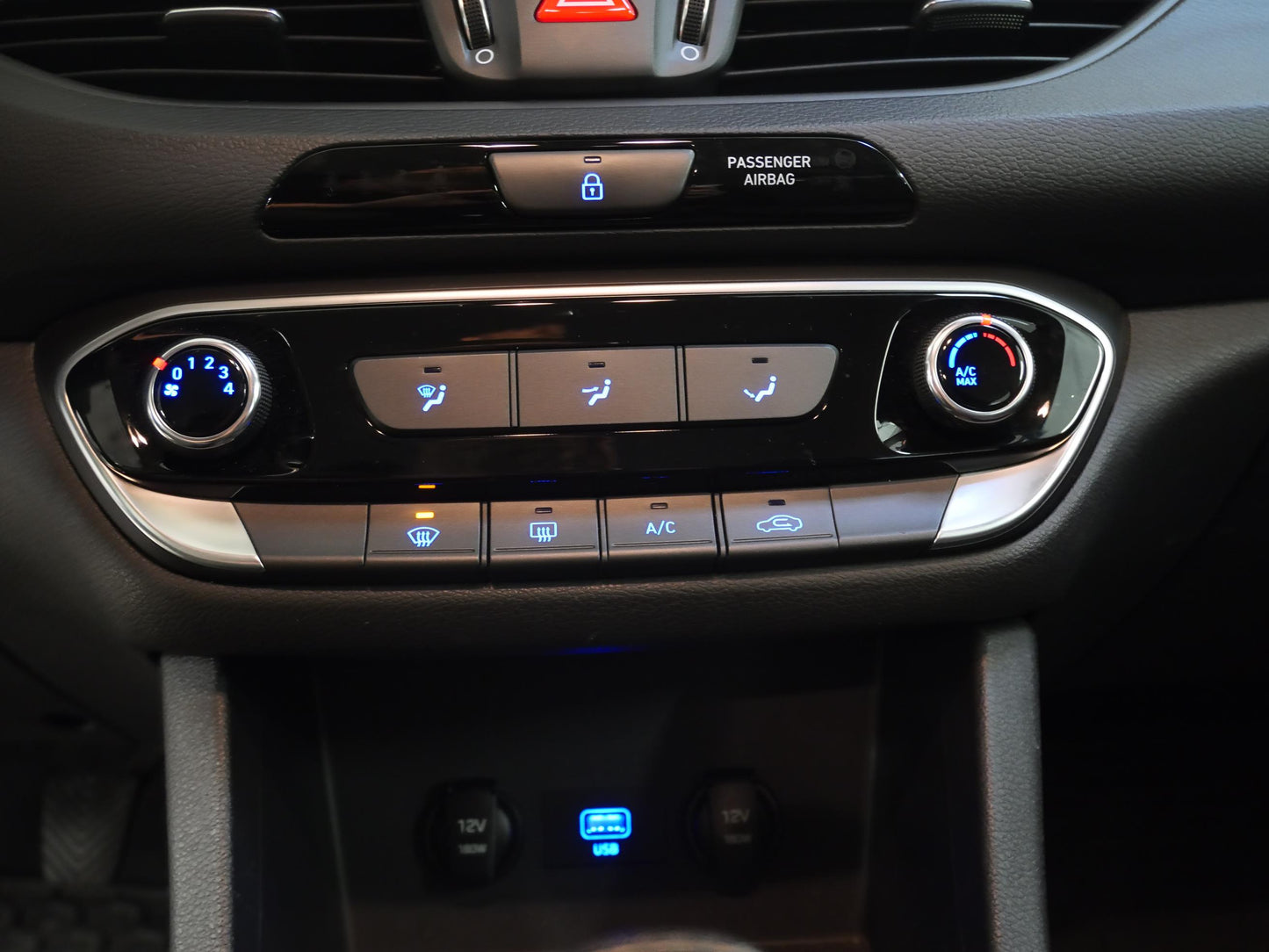 Hyundai i30 1.0 T-GDI 88 kW Start Plus